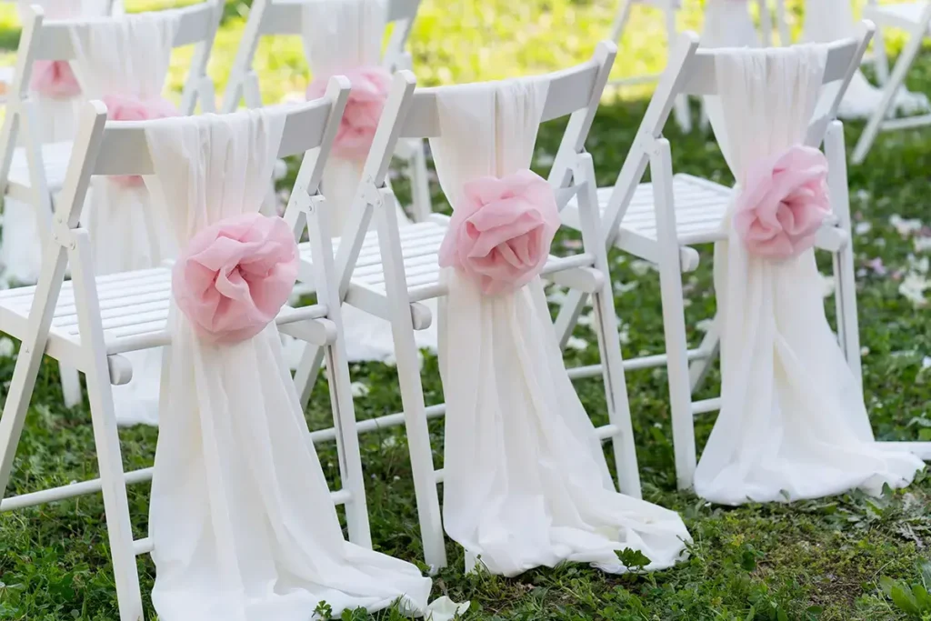 Best place to rent chair sashes or chair covers in southeast michigan